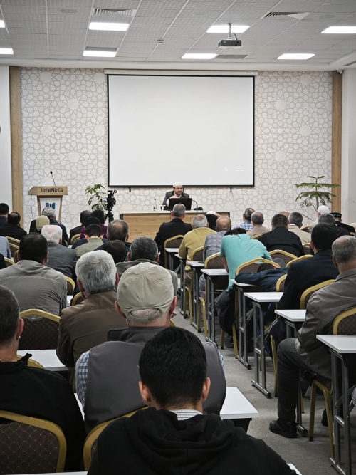 17 Mayıs Cuma günü Süleyman SARI hocamızın katılımıyla Sahih-i Buhârî dersimizi gerçekleştirdik